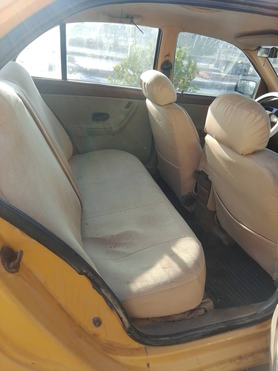 سمند 2011 رقم بابل سنويه 2029
رقم نكليزي مصفره هيئة وغرامات 
تبريد ثلج تايرات جدد أصلي كير محرك خير من الله 
مابيه حادث ولا صبغ ولا تبديل 
ماعدى الايت إلي كدام مكسور أثر طخه 
دوشمه جديده سعر 36 وبيه مجال 
***********
