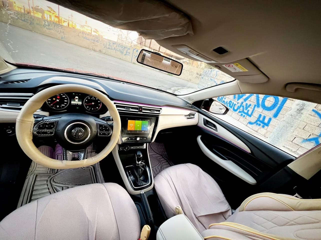 Mg 5 2022 
Comfort
ناو زەرد 
بەسمە و لید و کامێرە 
شاشە گەورە و ڤۆلیۆم
٥٠ رۆیشتووە
بی سبوغ 
فول فول کەمالیات
لیدی وایفای بەستراوە
تەنها دوو سی شوین ساردە
دەعامیش سبوغی نیە 
بە ناو خۆمە 
هەموو شتی نوییە
سحری $٩٢
هەولیر
***********
[hidden information] watsap أربيل, العراق
