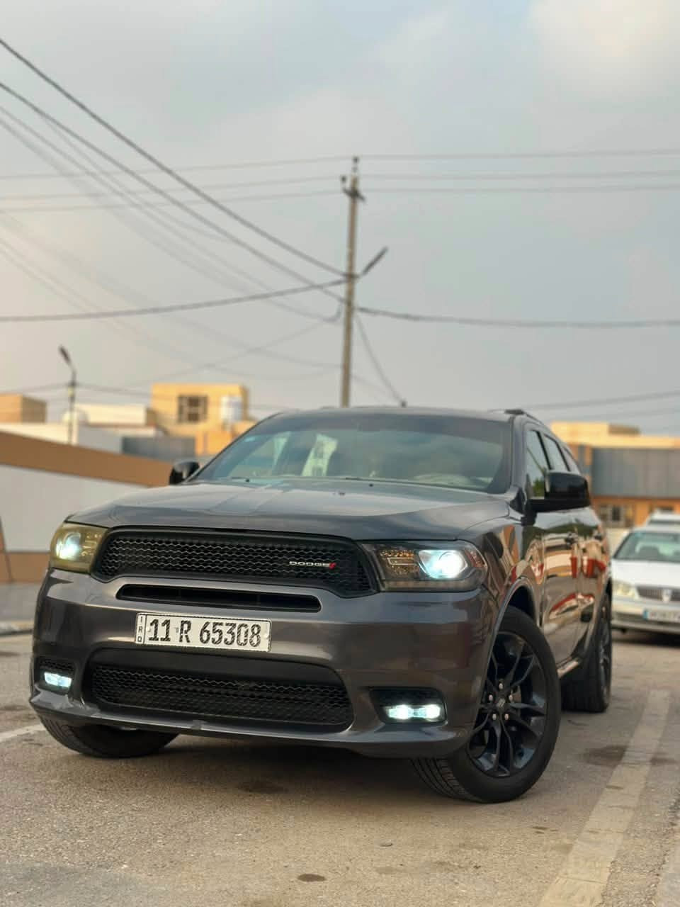 السلام عليكم

للبيع دورنكو 2020 GT PLUS 
وارد امريكي لون فيراني' فول المواصفات
 ماشية:68  الف 

المواصفات:
- محرك ٦ سلندر 3600.
- دبل اكسل AWD.
- ٧ راكب.
- دواخل جلد اصلي لون اسود مع تدفئة مقاعد امامي و خلفي مع تدفئة مقود.
تبريد ثلاث قطع
- فتحة سلايد في السقف، كاميرا خلفية مع حساس خلفي و رادار توقف ذاتي.
- كشنات امامي كهرباء مع ذاكرة كشن سائق.
- شاشة كامرة 
- تشغيل عن بعد.
- ويل قياس ٢٠ كروم
و باقي مواصفات GT PLUS المعروفة
حادث جاملغ سائق وباب السائق 
رقم بغداد دولي بأسمي 
هزة جديدة
السعر : 233$
مكان السيارة بغداد الأعلام

حادث امريكا مع سونار داخل العراق موجودةالصور داخل المنشور  
للاستفسار ***********
