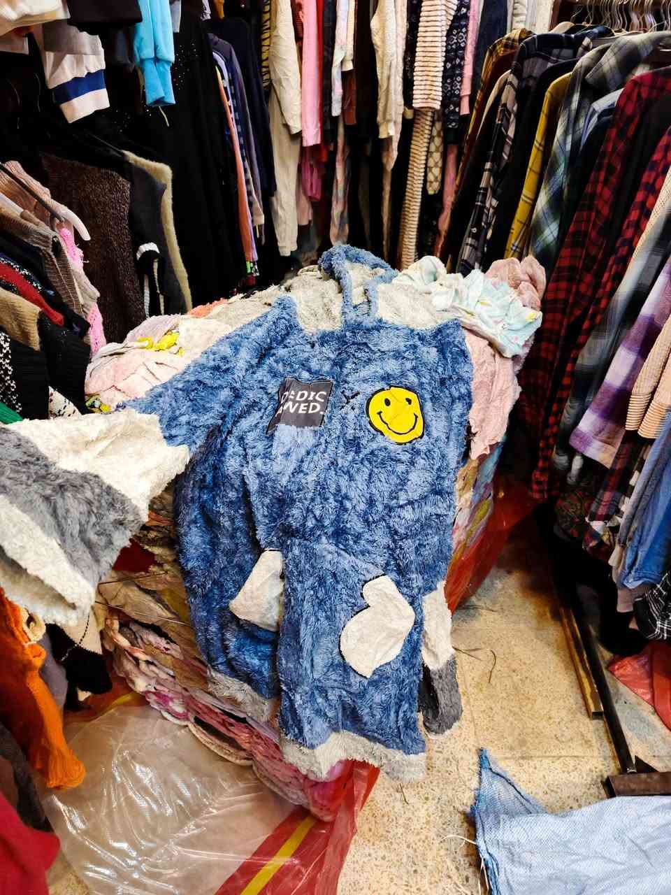 جمعه مباركه على الجميع✨
وصلنا
 بجامه و بلوز فلس مقدف بناتي ومحير ونسائي
درجه اولى💥 بلوز وبجامه ترهيم بناتي ونسائي جميع الأحجام متوفره العنوان موصل /حي سومر بعد مطعم سومر ثالث فرع عل يمين أول محل بل فرع عل يسار أهلآ وسهلآ بل جميع👇
أكتب👈 تم ليصلكم كل ما هو جديد👇
للأستفسار***********
واتساب ***********
