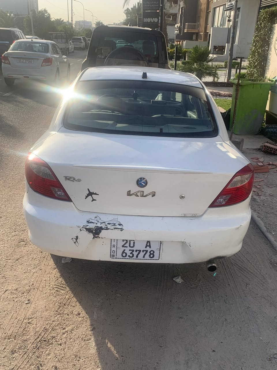 كيا ريو 2000 رقم دولي باسمي كير عادي السيارة بيه تخم تاير باتري جديد دوشمة جديدة  مكان السيارة بغداد الكرخ ***********
السعر 23 وبيه مجال
