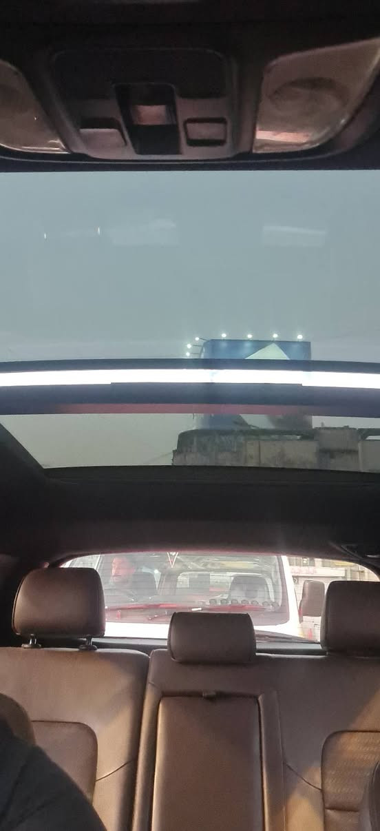 السلام عليكم 
سبورتج 2018 جيتي لاين  مكفولة من الضربة والصبغ من الدعامية للدعامية السيارة ماشية 109 الف km  فول مواصفات بصمة تشغيل وابواب سقف بانوراما داخل جلد قرميدي تدفئة وتبريد ومقاعد خلفية تدفئة سايد بريك دكمة ،اوتو هولد ، فور ويل درايف ، مانع انحدار ، مود درايف، تدفئة مقود ،شاشة اصلية ، كاميرا دوارة ، حساسات امامي خلفي ، زراك لايت ، كير محرك كفالة  ، السيارة مال استخدام شخصي ونظيفة كلش بالعافية على الياخذها للامانة سعرها 190 ورقة مكاني بغداد الكرادة  *********** الرقم بي واتساب للتواصل بغداد, العراق
