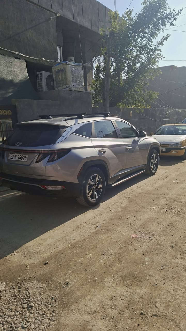 السلام عليكم ..
توسان 2023  الون سلفري

السياره فول عدا الفتحه 

السياره جداً نظيفه من امريكا تشتغل وتمشي خاليه من اي مشاكل .

جنطه كهرباء . گير مكينه كفاله .

الغد ولشاصي مكفول 

ماشيه 40

‏حادث السياره بونيد وبيها شبر بارد  فقط

 رقم اربيل 

بغداد الدوره قرب علوت الرشيد 

السعر ١٨٥

***********

متوفر واتساب ..
