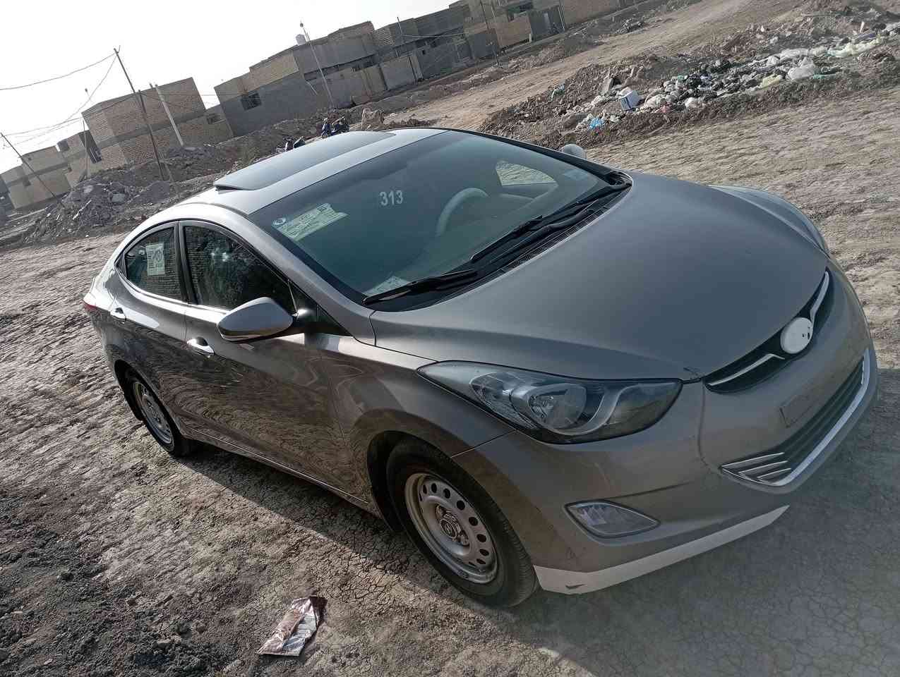 النترا البيع موديل 13فول عده البصمه محرك 2000دوش السعر 118وبيهه مجال ***********
