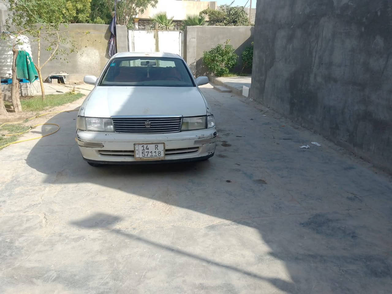 سلام عليكم 
بطه موديل 2000 كير مكينه كفاله 
سياره حلوه رقم انكليزي بسمي تحويل ثاني يوم 
سعر 36 بيه مجال كلش قليل 
*********** اتصل وتدلل
