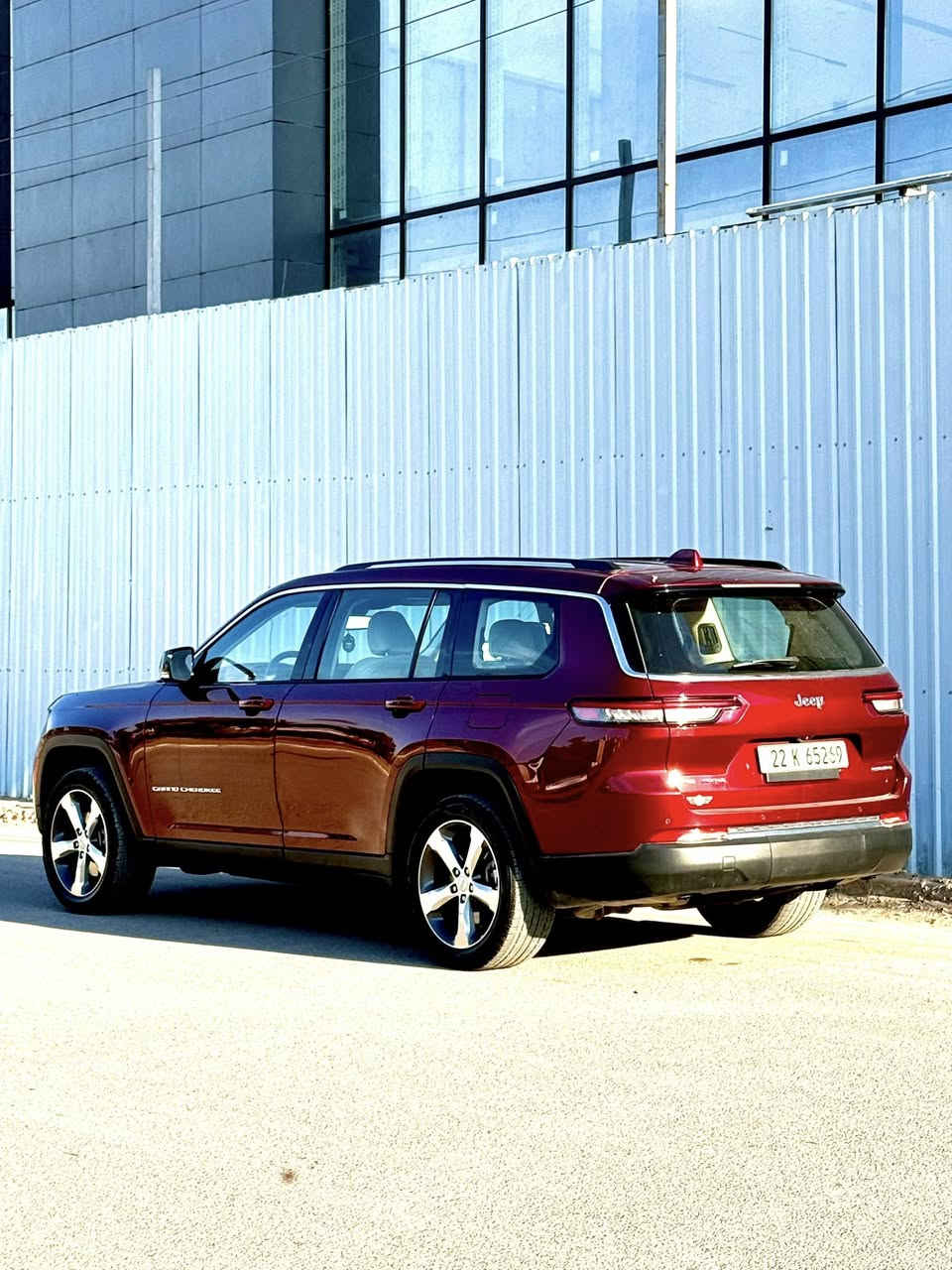 سلام عليكم 
للبيع جيب 2021 خليجي وكاله هارلم 
مواصفات لمتدد فول 1/1 
مكفوله عدا بارد بسيط 
بدون صبغ بدون تبديل 
ماشيه 40 الف 
مواصفات سياره 
بنوراما 
داخل بيجي 
تبريد مركزي 3 قطع 
تدفئه تبريد كشنات 
7 راكب 
شاشه كبيره 
صندوك كهرباء 
كشنات جلد
كشنات كهرباء 
مكينه بانزين 3600
6 سلندر 
رقم أربيل بسمنه تحويل ثاني يوم 
مكاني بغداد 
للاستفسار ***********
