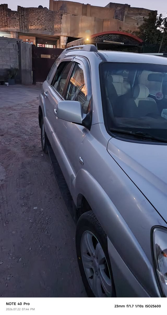 سبورتج 2009 وارد كوري
محرك 2000 دوش ميكانيك مكفول 
السياره كفاله عامه ع وضع الشركه 
رقم بغداد إنكليزي 
السعر 120 وبيه مجال 
مكان السيارة بغداد الصابيات
رقم الهاتف *********** اتصال وواتساب

