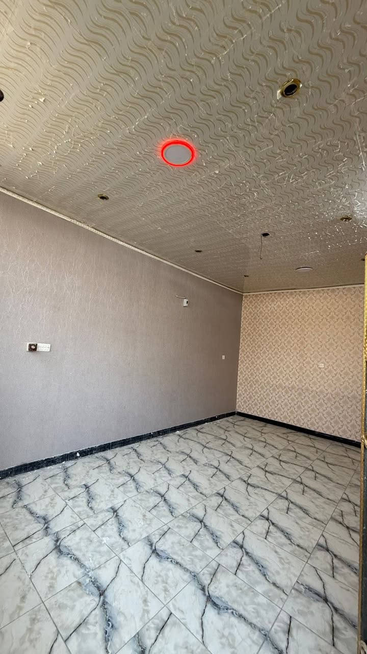 بسم الله الرحمن الرحيم

#اعلان_رقم275_بيت_زراعي_اقرار_محكمة_للبيع.

#مساحته230متر_طابق_ونص_كرنكريت_مسلح.
#الموقع_آل_معالي_قريب_جدا_على_الشارع_الرئيسي.
#3غرف_نوم_وبراني_وصالتين_ومجاميع_صحية_داخلية_وخارجيه.
#السعر_58مليون_قابل_للتفاوض.

#لمزيد من الاستفسار مراجعة مكتبنا في حي الصدر -فلكة الساعة او الاتصال على ارقام المكتب:
***********-***********

#لارسا_إدارة_ذكية_استثمار_آمن..
