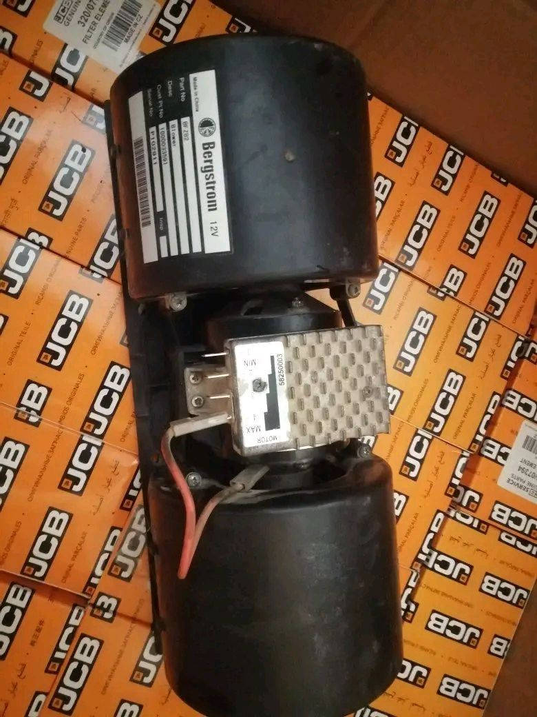 موجود کل ادواة  jcb
 لدینە توص یل الی کل محفظاة  
***********
***********
#ئەشیای_جیسیبی
#ادوات_جسبی
#jcbchallenge 
#JCB_sper_part_in_iraq_sulaymani
