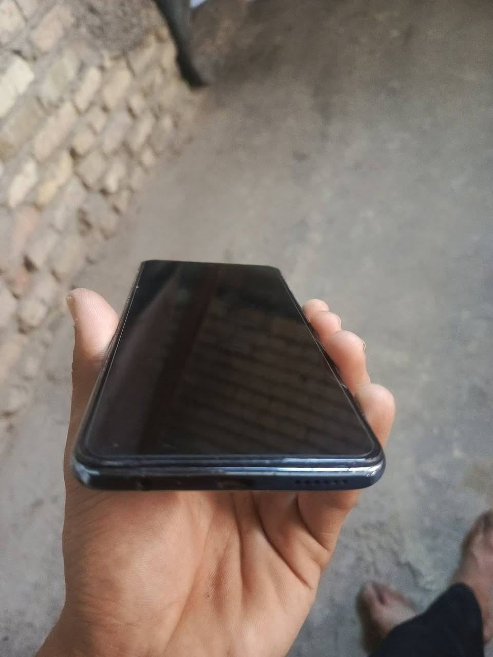 انفينكس نوت 10 برو ذاكرة 256 رام 8 بي كسر بضهر والكاميرا الخلفية بيهة شوية غواش باقي الجهاز مكفول عنواني بغداد مدينة الصدر سوك الداخل واتساب *********** السعر 80 بي مجال حق الجية لا اكثر
