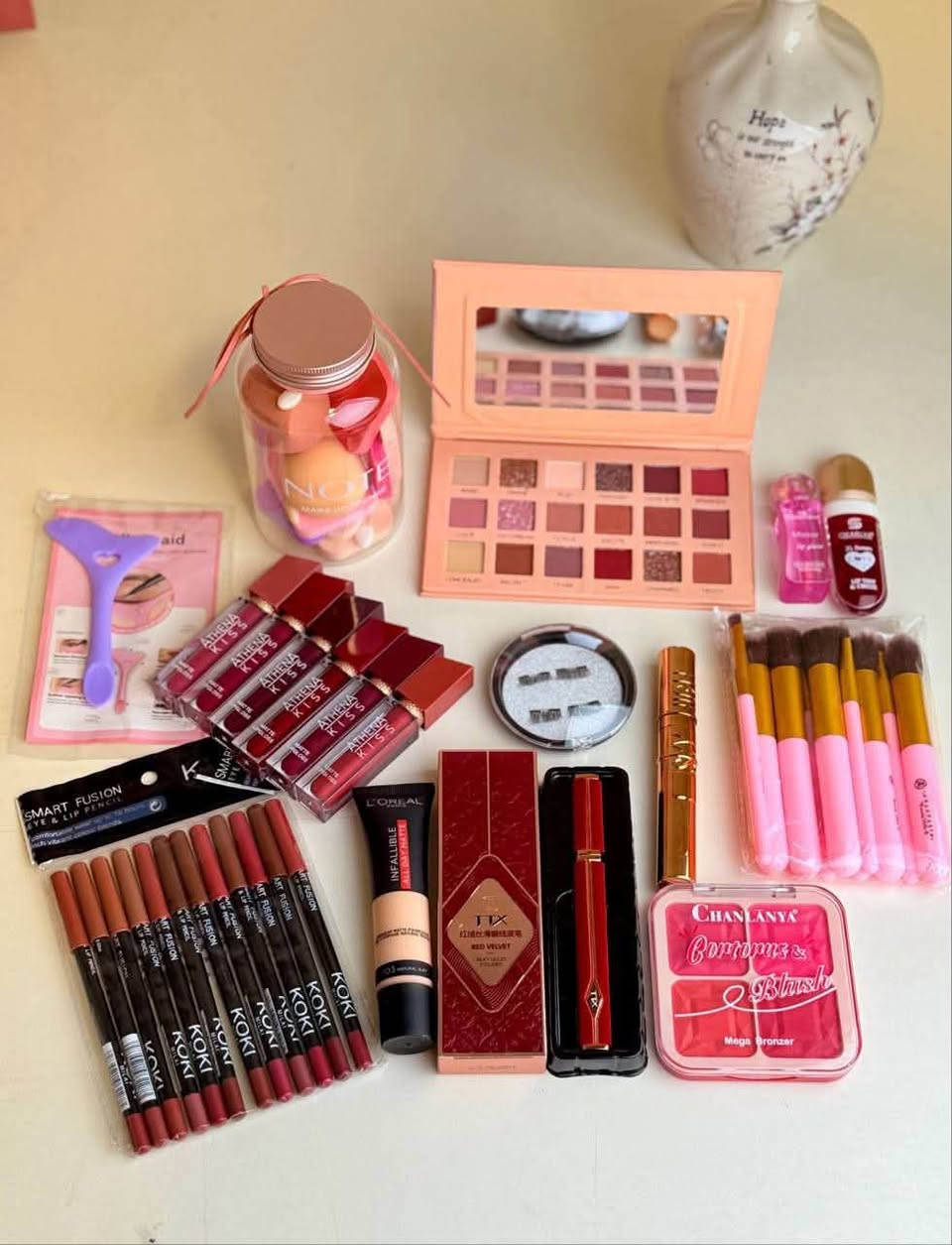 اقوى عرض مكياج للبنوتات 🎀✨

العرض متكون من قطع مهمة وأساسية 🫧❤️‍🔥
قطع أصليه ٪١٠٠ 
أطلبي العرض هسه💁🏻‍♀️.
#للحجز_والاستفسار_دايركت


**إذا كنت صاحب هذا الإعلان وتريد حذفه لأي سبب، رجاءا أرسل رسالة إلى الدعم الفني**
