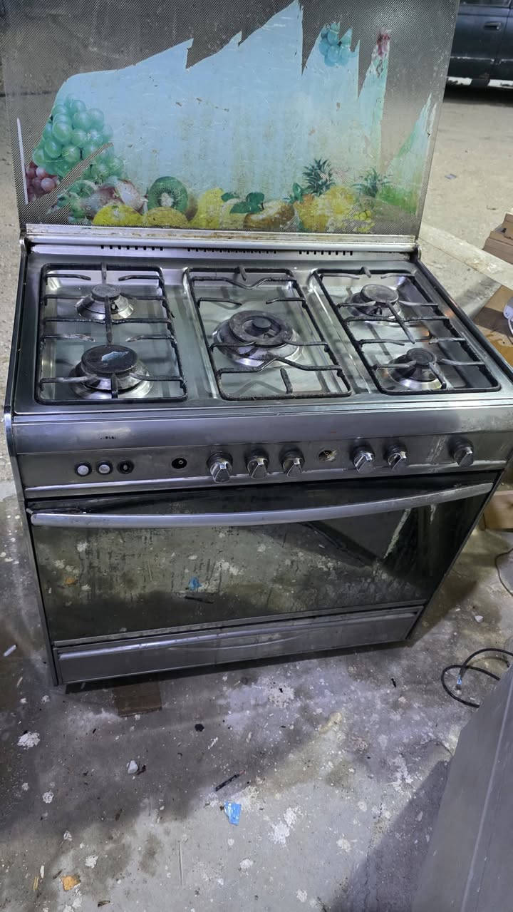 السلام عليكم ورحمة الله وبركاتة 
طباخ يونيفرسال مصري باب اول للبيع بسعر 200
المكان ناصرية السبل الثانية على الشارع العام قبل شركة نفط ذي قار


**إذا كنت صاحب هذا الإعلان وتريد حذفه لأي سبب، رجاءا أرسل رسالة إلى الدعم الفني**