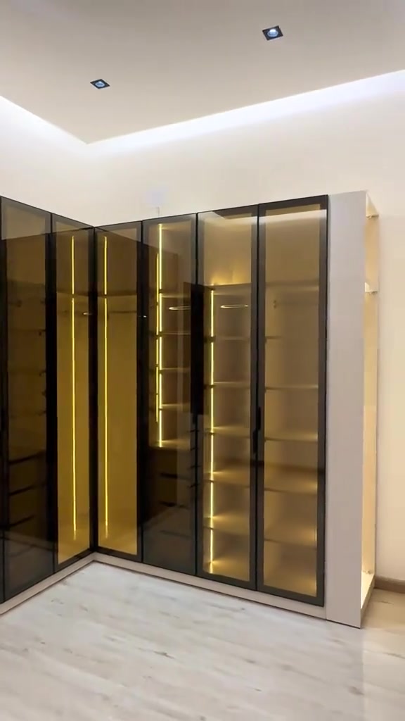 عرض خاص مده 10 ايام بس 😍
..صار سعر متر دريسك روم (225) الف 
✔️ مميزات العمل:
✅خشب mdf تركي 
✅ نظام كابينات عملي
✅ مواد درجة أولى
✅ تفصيل حسب القياس
✅ تنفيذ وتركيب داخل بغداد
✅نقل مجاني 
✅كادر مخصص للقياس موقعي
✅سكك مجرات ثقيل
✅نرمايد ثقيل درجه اولى 
✅عمق 55،60
✅مقابض من اختيار الزبون 
✅لون من اختيار الزبون 

📞 للتواصل: ***********
