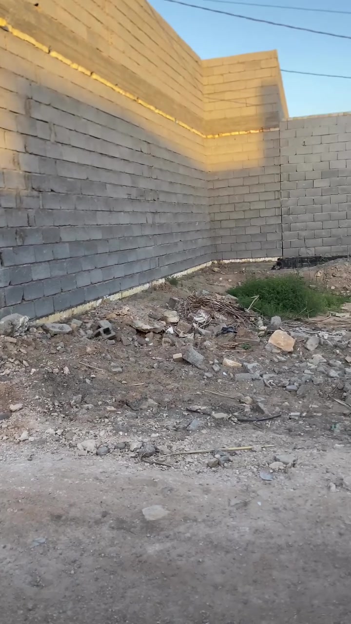 يالله

قطعه البيع
 
كربلاء العطيشي حي حردان

مساحه مالته 100متر

واجه مالته 8ونص وباقي نزال 

مسافه عن شارع سيده زينب 100 متر
***********
