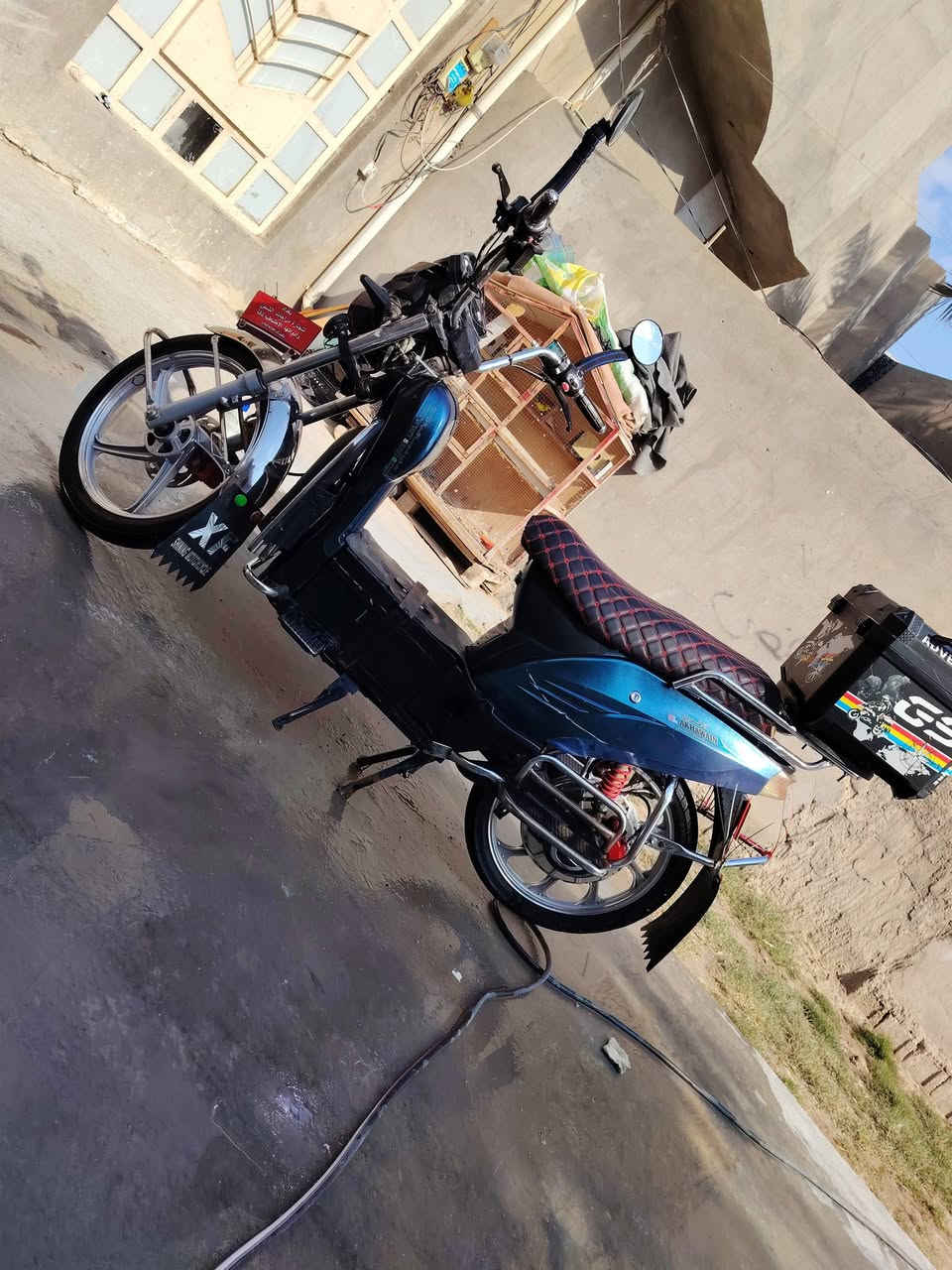 ماطور للبيع  موديل 2023 بطاريات فول قبل 3 ايام شديتهن كلشي شقال السكن الانبار الفلوجه *********** السعر 475 وبيه مجال
