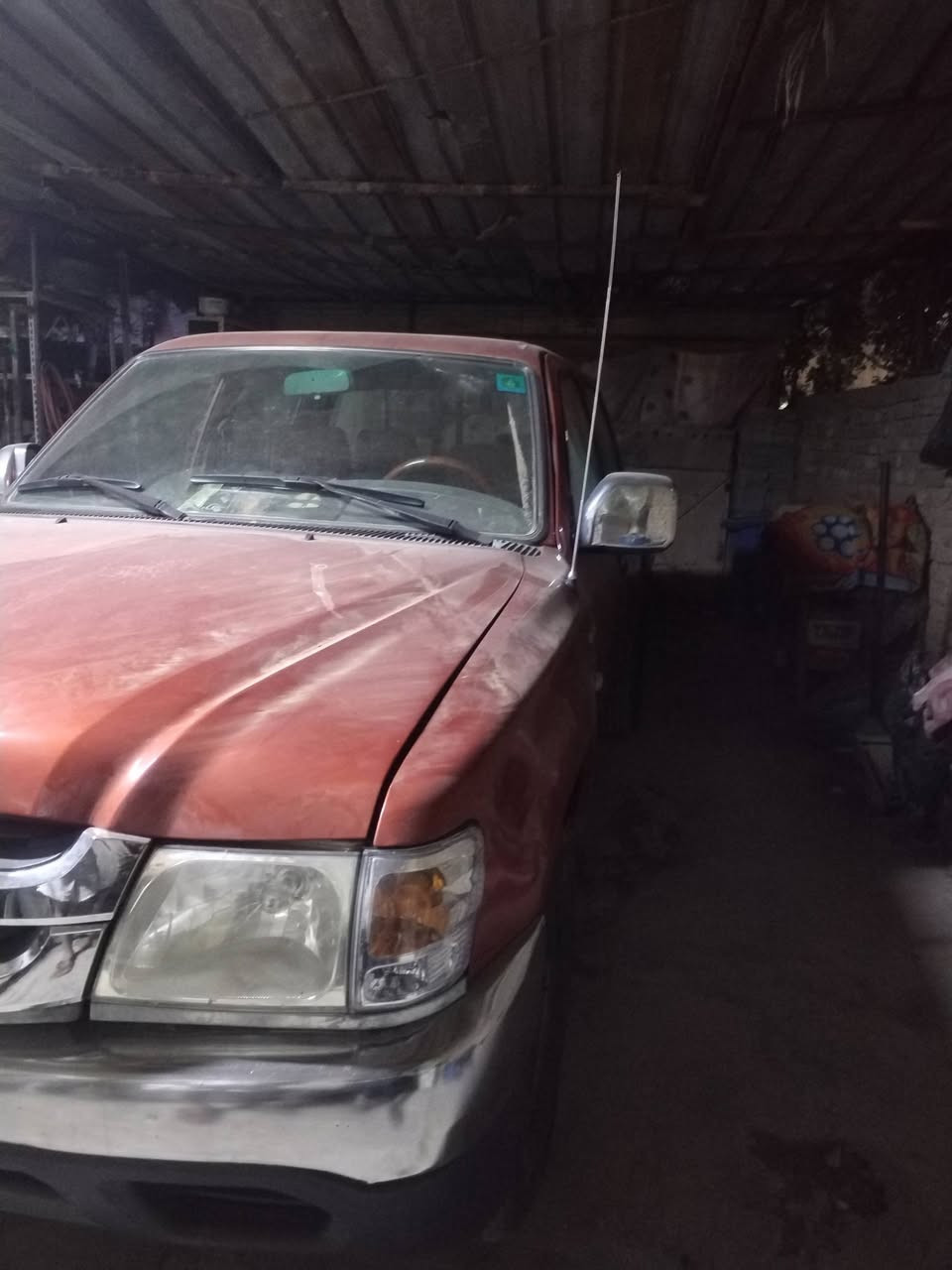 سلام عليكم ورحمة الله وبركاتة بيكم كريت ويل السيارة جاهزه محرك وكير كفاله كير اوتو رقم بغداد نكليزي سنويه الحد 30سياره مصبوغه لجماليه لا ضربه ولا خياس ولا تبديل محرك بخاخ ترايك للبصره سعر 50وبيها مجال ***********
