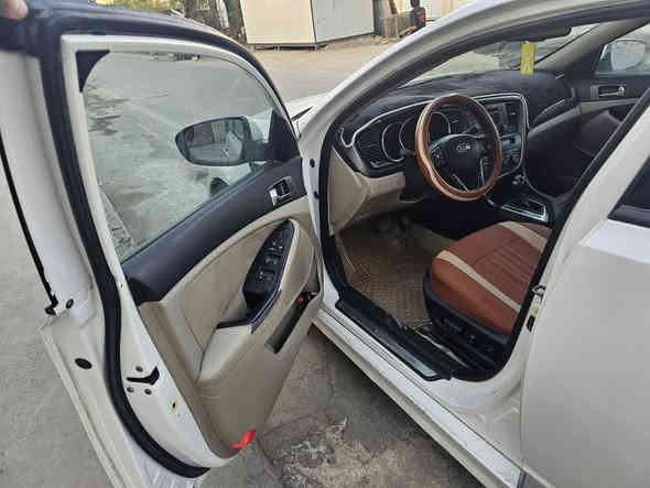 سلام عليكم عندي كيا اوبتما للبيع موديل 2014 رقم أربيل بسمي هزه وسنويه جديده السياره جاهزه اي نقص ما بيهه فول الفول بونيراما كشنات جلد كان كهربا شفتات ستيرن كامره مري شفط تخم تاير محرك 2400 لايت زنون بك لايت لد بصمه أبواب وبصمه تشغيل بيهه اربع قطع صبغ فقط السعر 120 ورقه مكان السياره بغداد العامرية الشراي يتصل ***********
