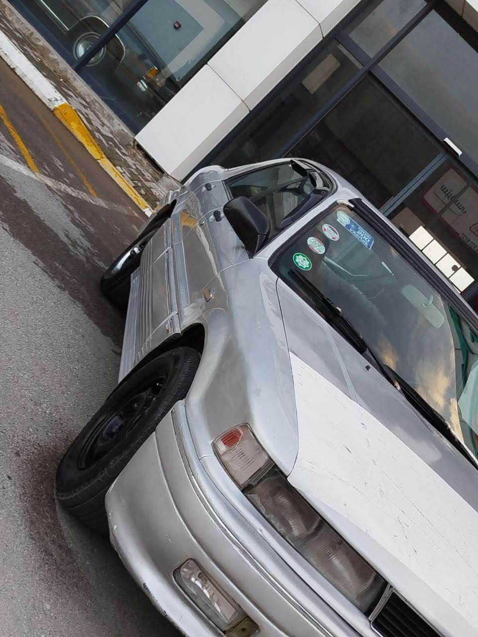 سەرەتا بەناوی خوااا
مستربۆشی گڵاند
1992 
ئاڕمی پلاستیکی سۆران بەشەرتی ئەوەلیات و خەرامە 
گێڕ عادی 
گێڕو مەکینەی بەشەرتی ۱۰ فیتەر 
سەیارەکە دەعمی نیە چەکوشی پێوە نیە
سەیارە لۆک لۆک ماوەتەوە ماشااللەی لێبێت زۆر مەزبوتە 
بێ تەقەو ڕەقە 
سڵایت 
زینۆن 
هەموو گیانی ئیش ئەکات زۆر بێ کێشەیە 
سپێری لۆکی لەگەڵە 
چوار تایەو ویلی لۆکی لەژێرە 
سەیارەکە تەبریدە 
گەرمی مەزبوتە 
نرخی خوار هەموو بازاڕە 28 گەڵاو کەمێک مەجال 
شوێن سلێمانی 
***********
***********
واتسئەپ و ڤایبەری لەسەرە کۆڕەکەکە السليمانية, العراق
