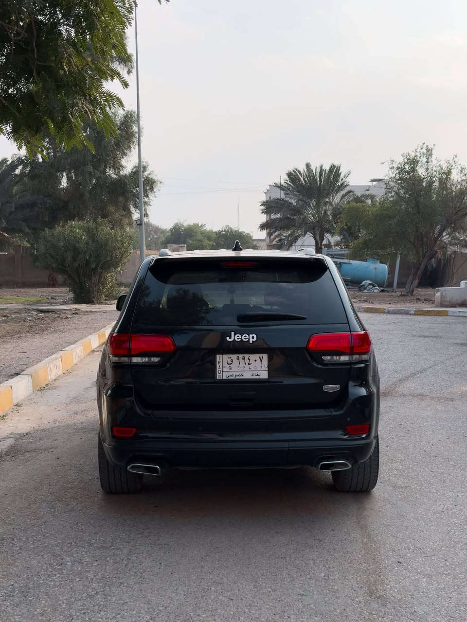 السلام عليكم 
جيب سومت 2020 فول للاخير
محرك 5700
ممشه 80 الف كيلو
موصفات
1- باب خلفي كهربائي
2- سقف بانورامي
3- كاميرا خلفية
4- تبريد المقاعد
5- تسخين المقاعد
6- حساسات ركن
7- شاشة عرض
8- دخول ذكي بدون مفتاح
9- فتحة سقف
10- مراقبة النقطة العمياء
11- عدد 8 وسائد هوائية
12- تحكم أوتوماتيكي بدرجة الحرارة
13- مصابيح أمامية LED
14- مصابيح أمامية زينون
15- دعم Apple CarPlay
16- مقود (دركسون) مُسخن
17- رادار
18- مقاعد ألكانتارا
19- دفع رباعي 4×4
20- تشغيل عن بُعد
21- مصابيح ضباب
22- مرايا جانبية كهربائية
23- ركن تلقائي
24- حساس المطر
25- نظام إيقاف وتشغيل المحرك (Start-Stop)
26- مساعد الفرامل في حالات الطوارئ
27- مثبت سرعة متكيف
28- تحذير من الاصطدام الأمامي
29- إضاءة عالية تلقائية
30- تحذير مغادرة المسار
31- أوضاع قيادة متعددة
32- نظام الثبات الإلكتروني
33- دعاسات جانبية
34- نظام تعليق هوائي
35- زر تشغيل المحرك
36- نظام المفتاح الذكي
37- حساسات ضغط الإطارات 
العنوان معارض الحبيبيه
السعر 320 و بيها مجال
للاستفسار ***********
