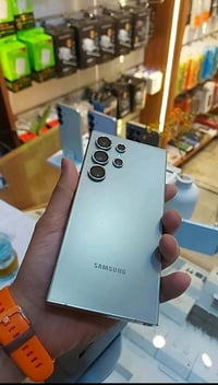 سامسونج S24 الترا • ٥١٢ • كفاله عين الفهد