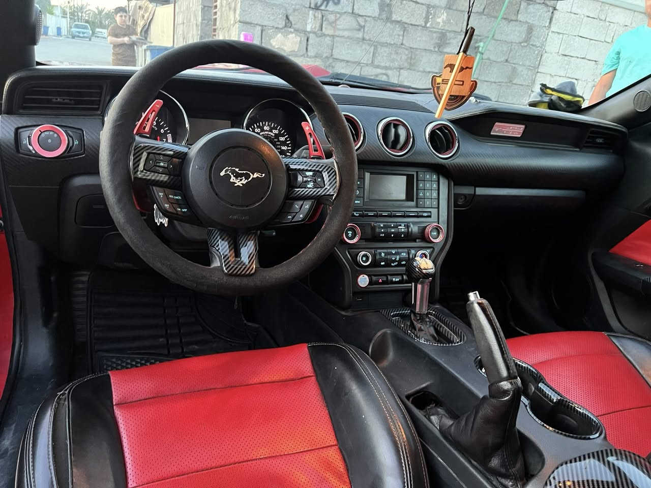 السلام عليكم 
موستنك موديل ٢٠١٥ 
صدر جديد 
مكينه وكير مكفولات صوور الحادث مرفقه بالمنشور سياره خير من الله تبريد تدفئه شغال سياره متعوب عليهه كلش هواي مكاني بغداد التاجي قرب المرور السعر ١٣٥ مجالهه حق جيتك  صدر اكسل كفاله تبريد ثلج الهاتف /***********
