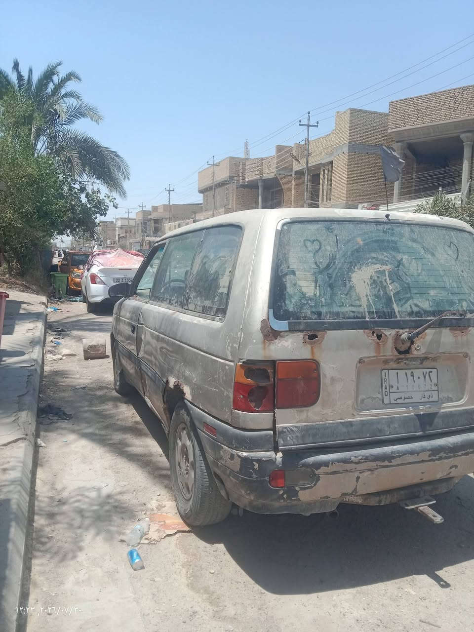 السلام عليكم ورحمة الله وبركاته
اخوان هاي السيارة رايدها للبيع كفاله عامه هيه بس بيها شويه شخوط وعوزها ترتيبات والتبريد الفاكيوم شغال فقط وهاي الفتحه بالجامة تهويه تره 
المهم مكاني ناصرية مركز وهذا رقمي للتواصل***********

سايمينها ب18 وبيها مجال گير عادي وبيها مكينه ونجي6سلندر حلوه مكينتها
