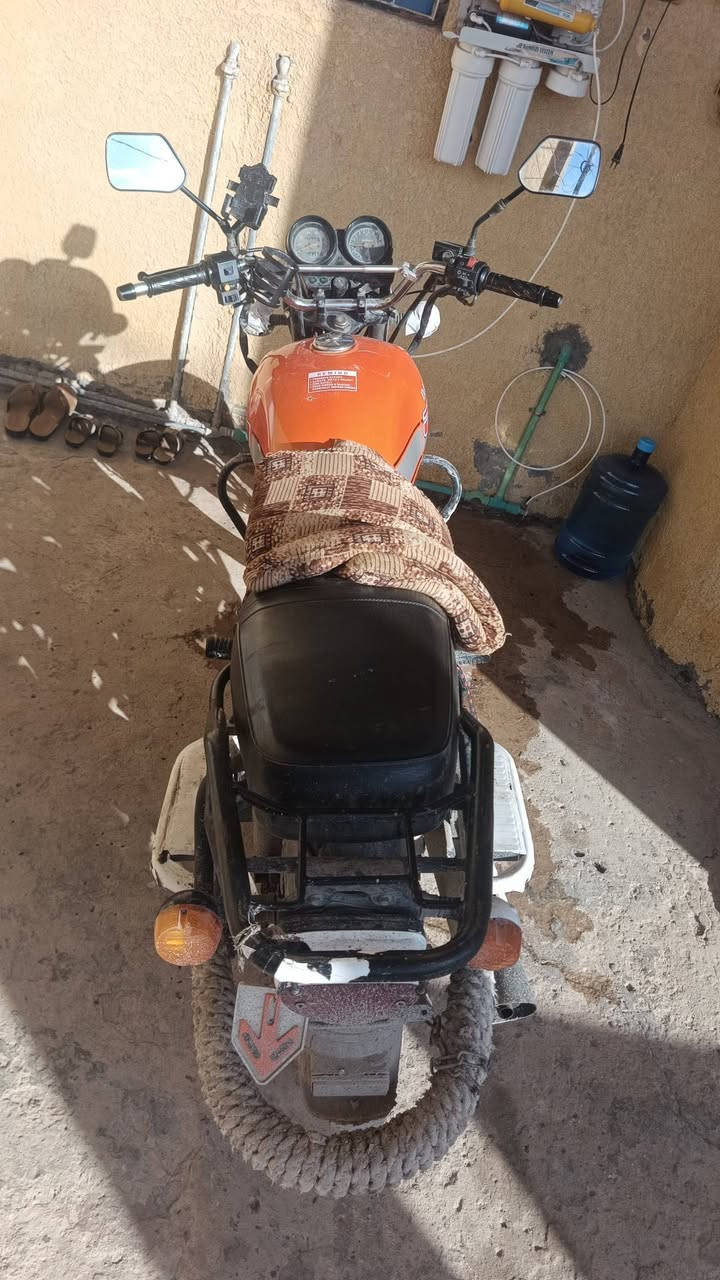 سلام عليكم شباب دراجه دايوان 200سيسي موديل ٢٠٢٠محرك مكفول نقصة كلجات مكفول من گلبه وغيرها دراجه سعرها ٨٠٠ وبيها مجال شراي اتصل

***********
