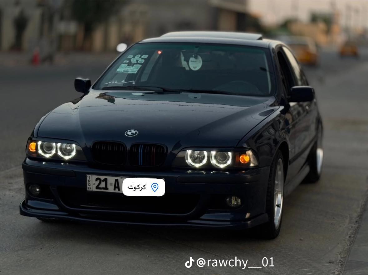 سلام عليكم من رخصت ادمن 
بي ام بومه 2000موديل 
فول ماصفات كير اوتو محرك 528بلاد 
صلايت 4جم كهربائي تحكم استريت ثتبيت سرعه 
شاشه ايباد كامره امامي خلفي او يخزن 
رقم سنويه جديد كوبون بانزين بي 
سياره بلادي كل جسمه ولبحقيقي احلى من صوره 
صدر امامي خلفي جديد طايرات جديد
تبريد تتفيه شفال كهربائيات كلها شغال 
سياره من دعاميه للدعاميه نواقص ابد مابيها 
سياره خير من الله ماشاءالله عليها باصوره وحقيقي حلوه 
رقم صاحب سياره ***********
