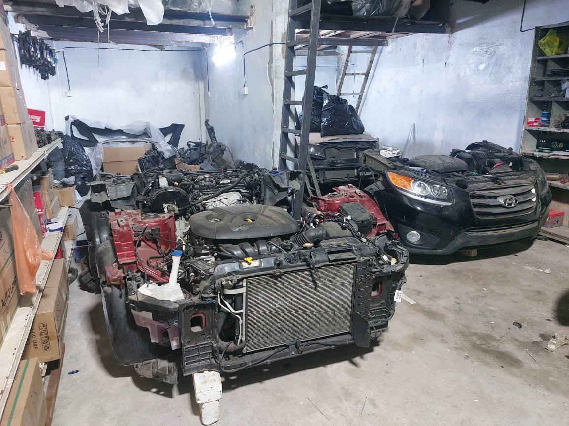 السلام عليكم
يتوفر ضفيرة سنتافيا 3500 موديل 12 مع ابواب عدد اربعه لون اسود
الدورة نهاية شارع60
***********
