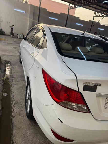 اكسنت خليجي 2012 رقم بغداد دولي فول موصفات بيه صبغ جاملغ خلفي وباب خلفي وربع باب امامي يعني3 قطع صبغ محرك 1600 مامفتوح بس بي صوت جكجكة كلشي مماثر علي كير وتبريد وصدر جديد كهربائيات كله شغاله شاشة وكامرة  شرط تحويل 
مكانه الانبار هيت سعر 86 بي مجال
استفسار ***********
