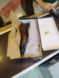 حذاء اصليه ايطالي  اشتريتها وماجتي برجلي اخذتها بال55الف ودابيعها ع 35...