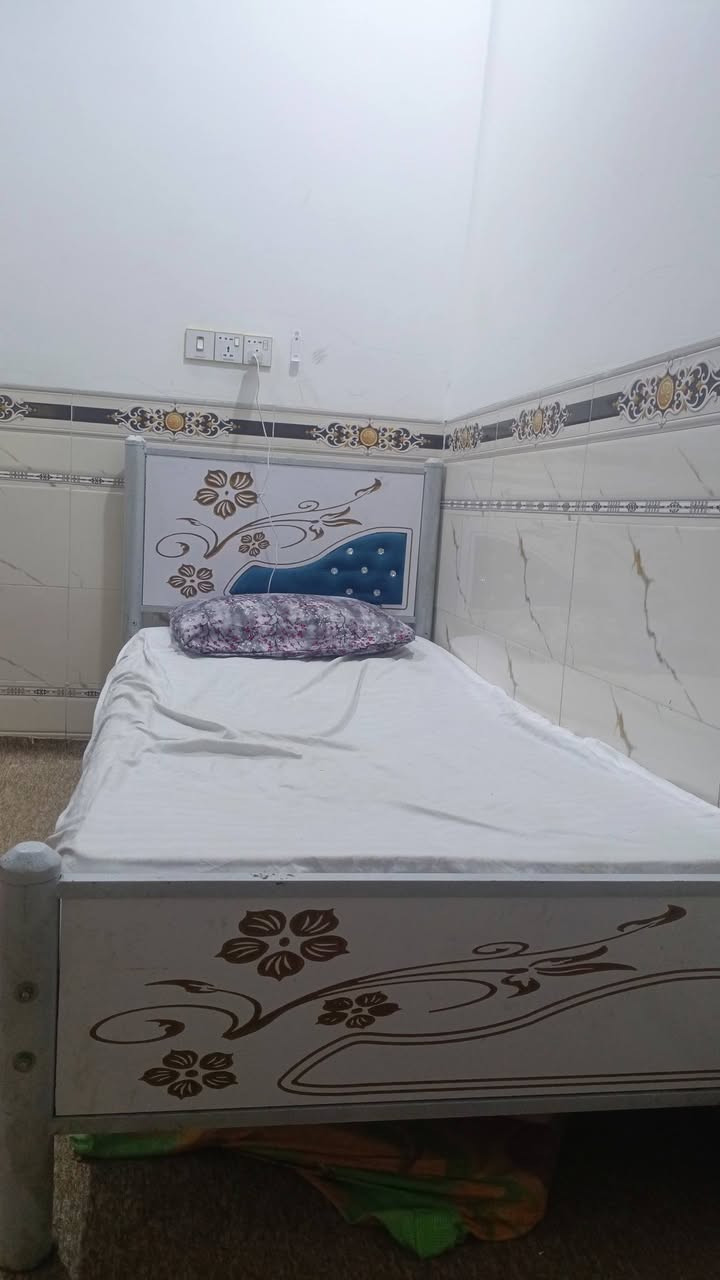 شربايه للبيع نظيفه سعرها 40 مكان قضاء الصادق ***********
