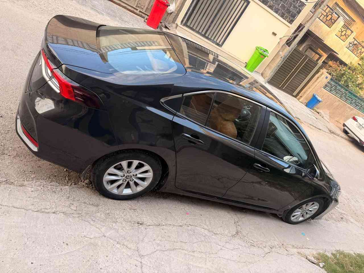 كورلا 2023 خليجي رقم اربيل بانزين فقط داخل جلد مشمشي لايتات لد بلادي ابواب بصمه ونظام ترحيب وتشغيل بصمه كيجات ديجيتل مري شفط كامرة السيارة مابيها نقص جاهزة بدون صبغ 
سعرها 17,400
*********** بغداد, العراق
