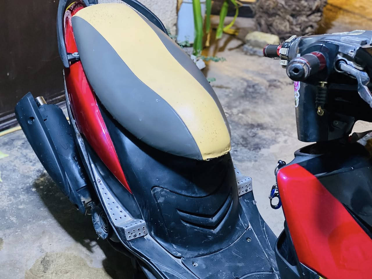 دراجه ماكس عدله للبيع 
المكينه بلاديه فقط بوشه ٥٥ 
كفرات مختمه 
***********
بغداد الحسينيه
