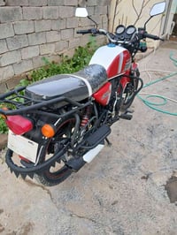 داي وان • ٢٠٢٣ • الوراق