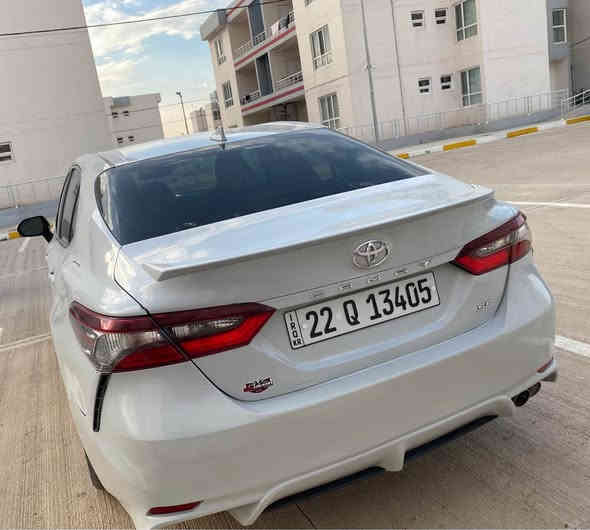 کامری مۆدێل ۲٠۲۳ مواسەفات SE + بەس سڵایت نیە ، ٤٥ مایل ڕۆشتوە  بێ سبوخ    بێ ئێرباگ،ڕەنگ چیمەنتۆی کاڵ ،لێدرانی پشتەوەی هەیە،کەمەکی گرتیە  ، دوو پارچە تەرزەی کورستانی هەیە . سعر ۲۲٥ و معامەلە .سەنەوی نوێ،وەتس ئەپ *********** أربيل
