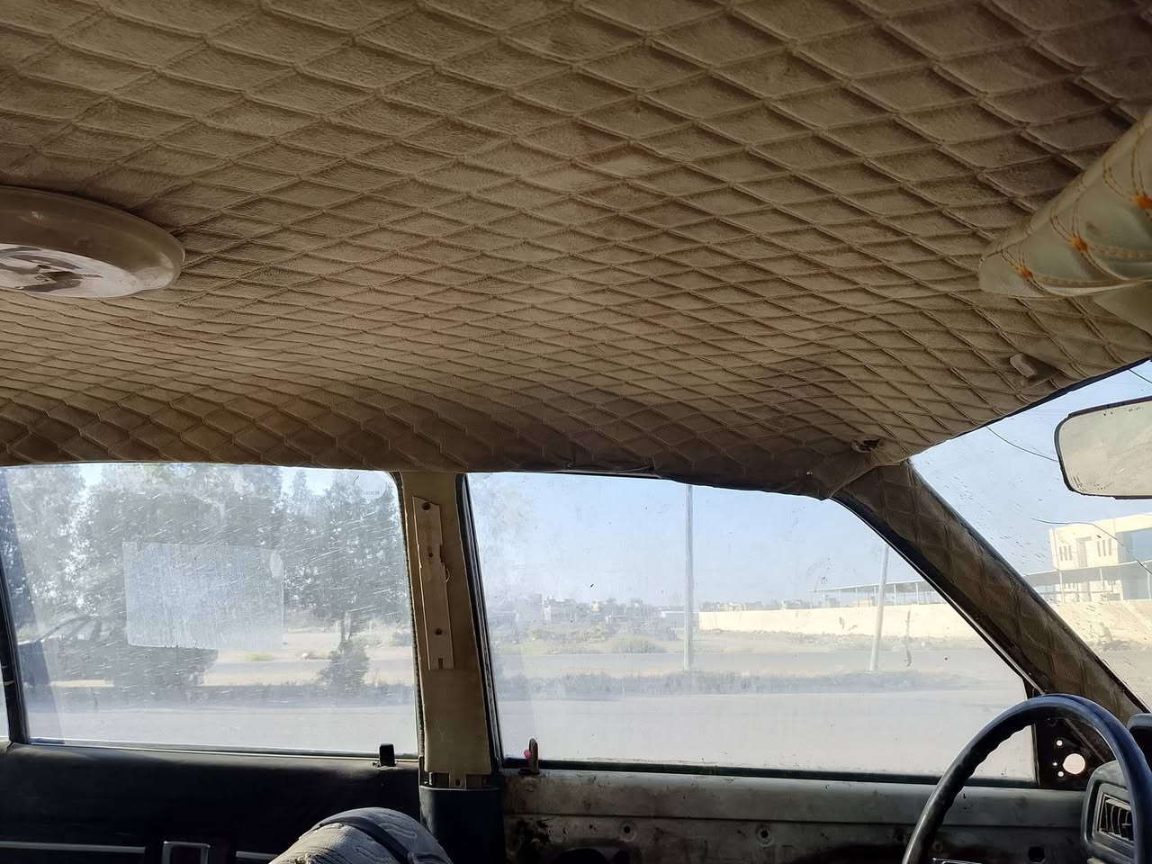 السلام عليكم كرونا للبيع موديل 81 السياره مكينه كايمه وغراظهه موجودات سنويه بسمي سنويه صاقطه  ابيع كوم حديد بس تحويل موجود  سعر 10 ورقات للاستفسار الاتصال على الارقام الظاهرة *********** أو ***********
