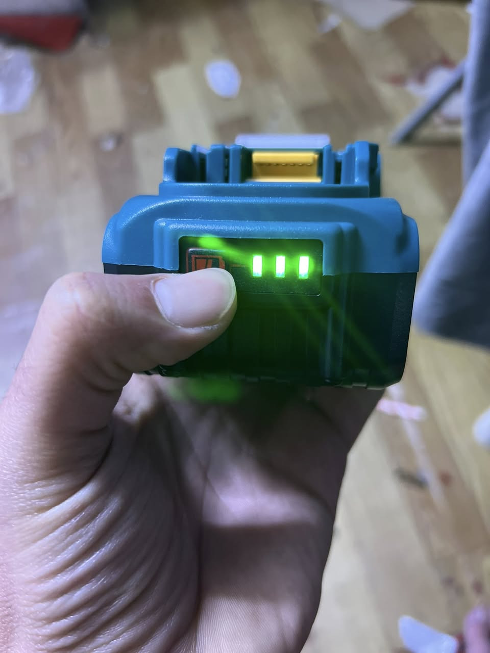 السلام عليكم بطاريه جديده لوك مال دريل ماكيتا عشر خلايه سعرها ٢٢ الف مع التوصيل التفيده يدخل خاص


**إذا كنت صاحب هذا الإعلان وتريد حذفه لأي سبب، رجاءا أرسل رسالة إلى الدعم الفني**