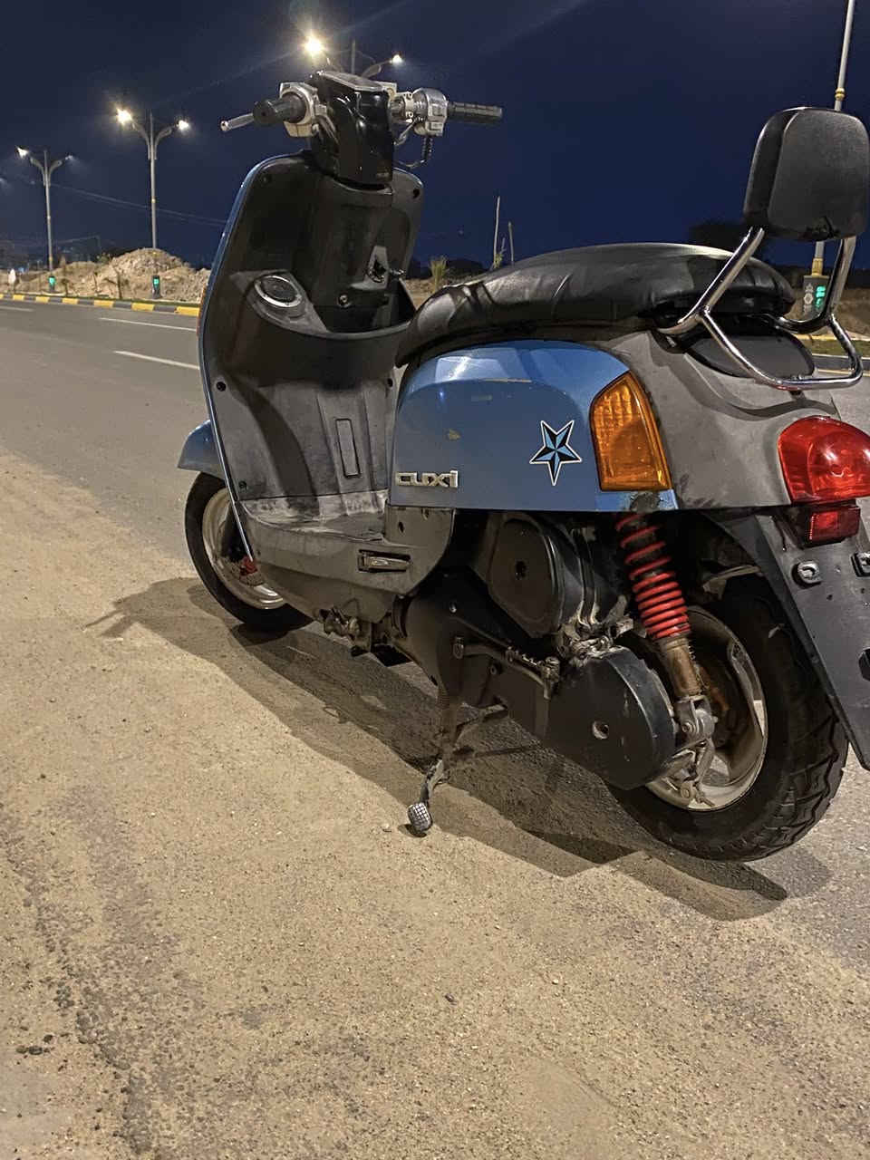 بوليسي كابريتر كفرات مختمة مديل 2007 نضافة 90 بل 100 اخت الحاوية العنوان كربلاء حي الحسين سعر  690 الف بيهة مجال بسيط ***********
