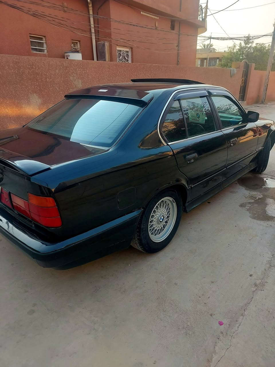 السلام عليكم
للبيع BMW موديل 91 رقم بغداد لون اسود صبغ عام للجماليه محرك 35مفتوح كير اوتو. سعر 48وبيه مجال العنوان ديالى الخالص للتواصل ***********
