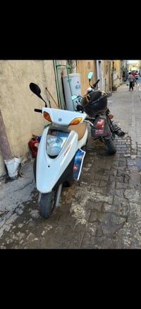 دراجه بريز للبيع او مراوس كامله م̷ـــِْن كلشي نقص فقط بريك وصالنصه بيه...