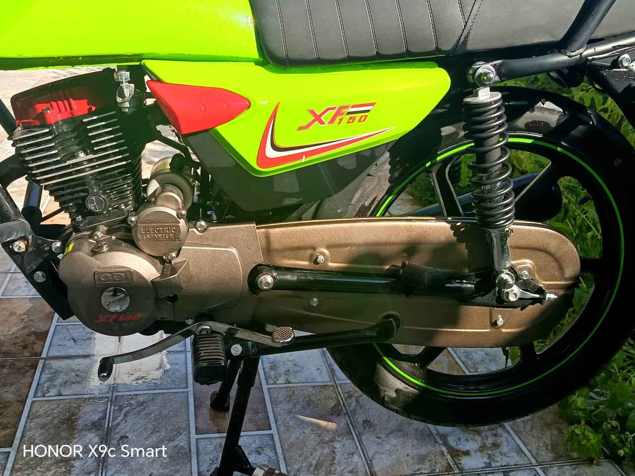 للبيـع دراجة شنك (Cheng) موديل 2025 🏍️
النوع: شنك - الحجم الصغير.
​الموديل: 2025 (جديدة جداً).
​الحالة: الدراجة نظيفة جداً وجاهزة من كلشي (شغل واطلع).
​المكان: الديوانية.
​السعر: مليون و350 ألف (بيه مجال قليل للشراي).
​للتواصل والاستفسار:
📞 ***********
