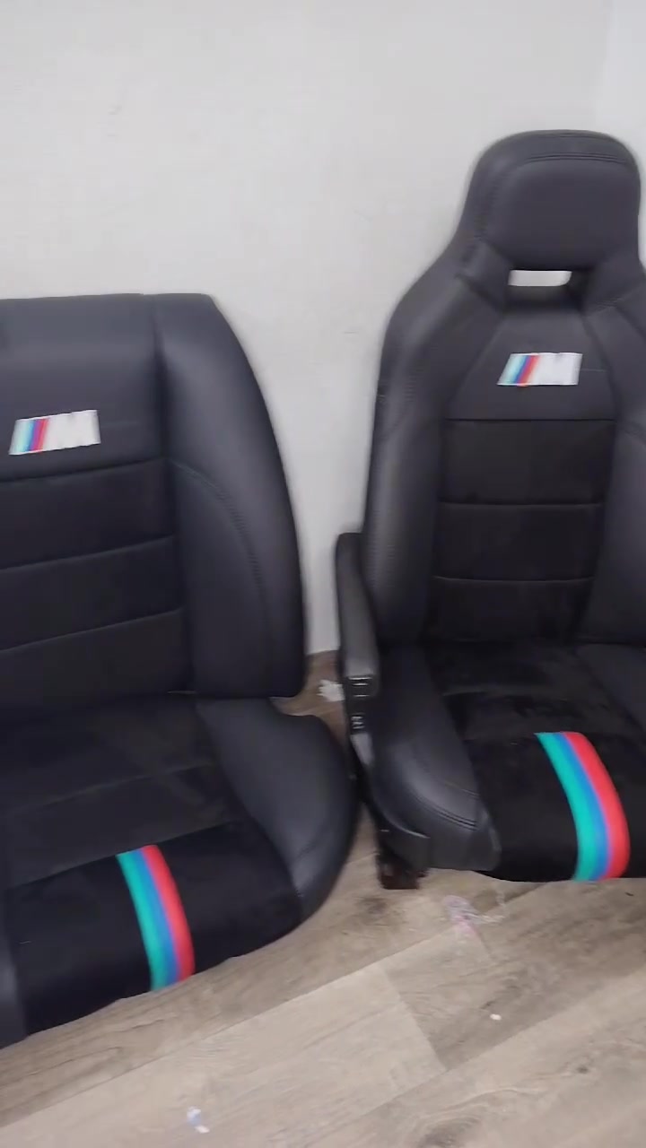 السلام عليكم للبيع كشناتBMW500 بدي قديم ميكانيكي رياضي كنتارة وجلد عمل درجة أولى السعر 500 الف مكاني بغداد الحرية *********** 🌷
