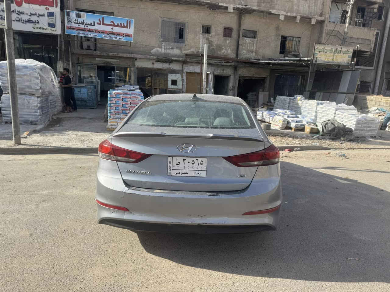 السلام عليكم 
النترة 2017 أمريكي مكينة 2000 ماشية 150 
صبغ حزام سعر 98 مجال بسيط مكان بغداد حي العامل 
***********
