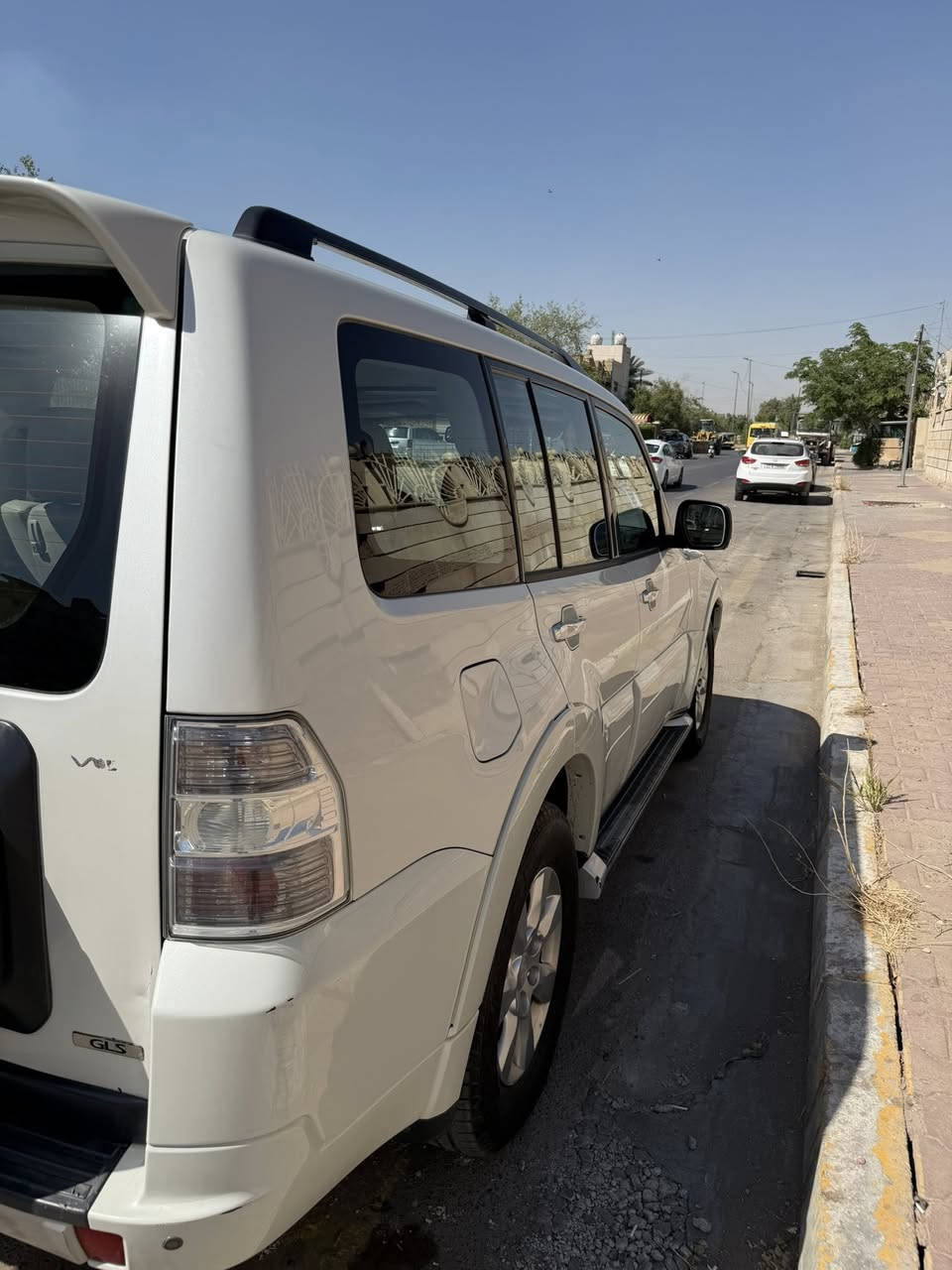 السلام عليكم
للبيع باجيرو 2014 حبتور رقم بغداد
كفالة عامة من صبغ وتبديل وفتح 
ماشية 107 الف 
للاستفسار***********
