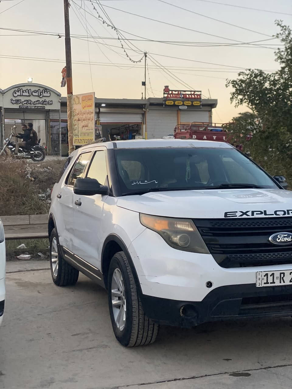 السلام عليكم فورت اكس بلور 2013بسمي تحويل مباشر بيه ٣قطع صبغ ضربته بمريكه سياره جاهزه خير من الله كير مكينه شرط كشتات جلد كهربائيه تحكم ستيرن كير تعليك مكان بغداد الزعفرانيه *********** سعر120وبيه  مجال 3قطع تبريد
