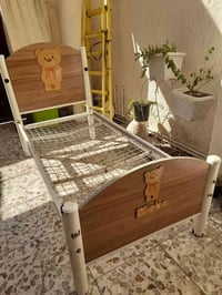 سرير طفل • طالبيه