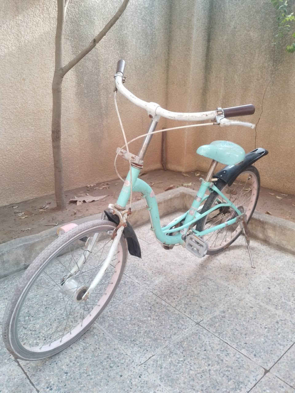 السلام عليكم 
للبيع السعر 60 الف وبي مجال


**إذا كنت صاحب هذا الإعلان وتريد حذفه لأي سبب، رجاءا أرسل رسالة إلى الدعم الفني**