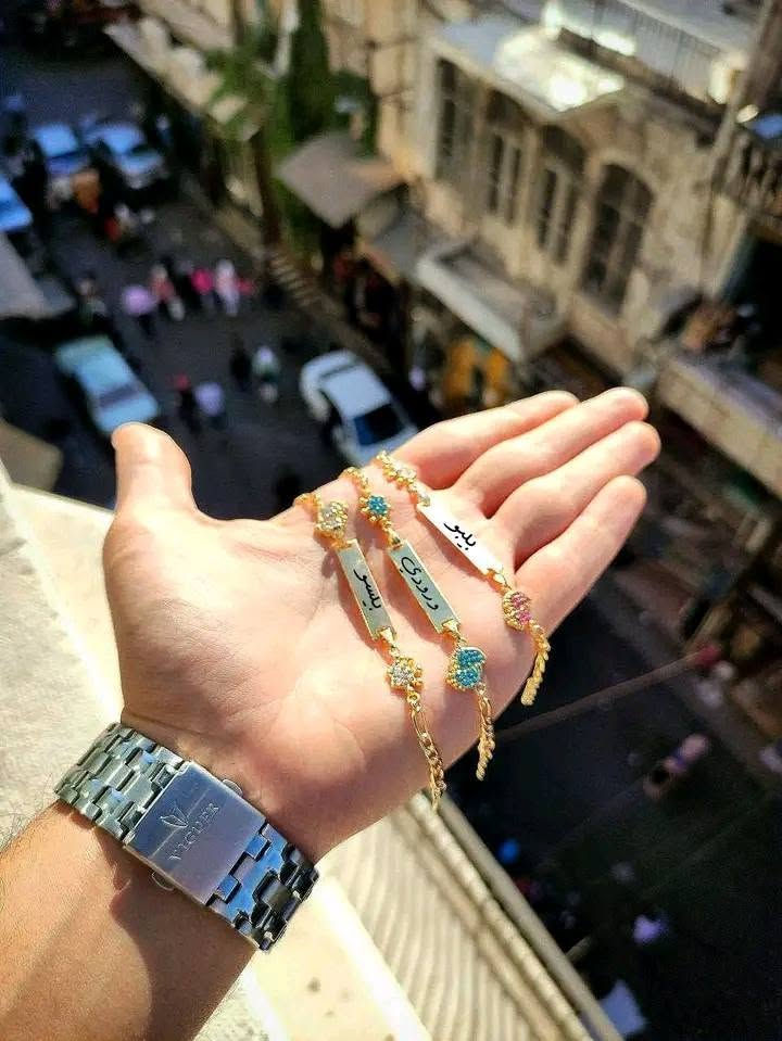 شوفولي هالكياتة 😍
بلاك بيبي فضي او ذهبي✌🏻
بالاسم والسلسة يلي بدك ياها😍وأفخم من هيك مافي👀
السعر....
مع اضافات....
بلاك الزيركون....


**إذا كنت صاحب هذا الإعلان وتريد حذفه لأي سبب، رجاءا أرسل رسالة إلى الدعم الفني**