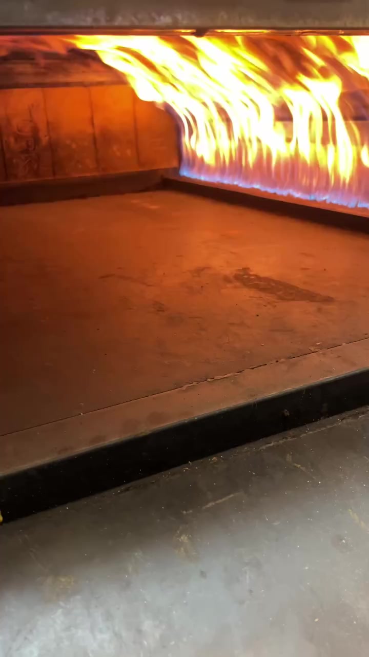 فرن لحم بعجين وبيتزا وفطاير يشتغل
جديد مستخدم شهرين فقط للتواصل *********** او ع خاص
